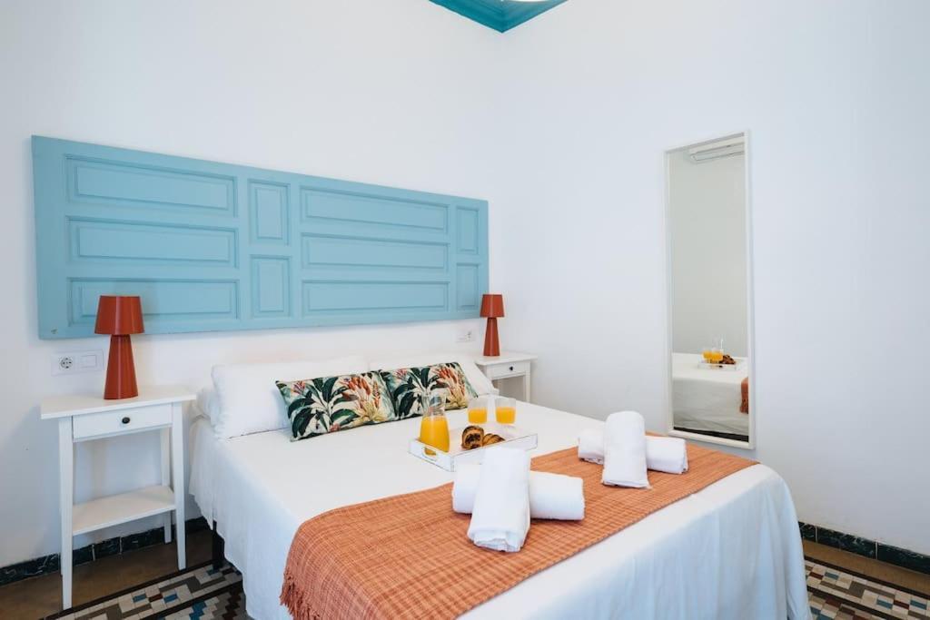 Andalusian Flavour In Heart Of * 4'giralda Apartamento *